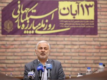 حوادث اخیر در کشور مُوَیّد میدانیِ دشمنی آمریکا با ایران است.