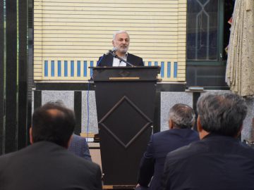 جهاد تبیین – حضور در جمع نمازگزاران مسجد امام خمینی (ره)