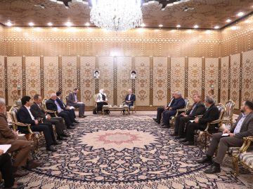 ایران اسلامی نسبت به اهداف راهبردی خود در منطقه، به ویژه در سوریه جدی است.