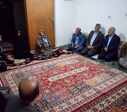 امروز نیازمند بازخوانی سبک زندگی شهدا و معرفی آنها به نسل جدید هستیم.