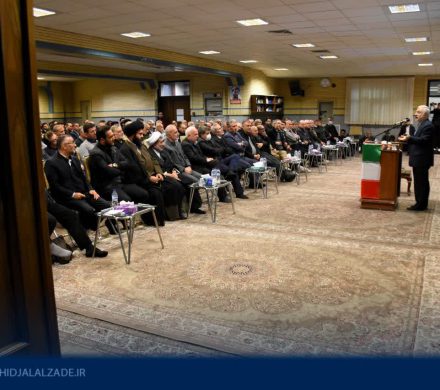 سخنرانی در مسجد  لطفعلی خان