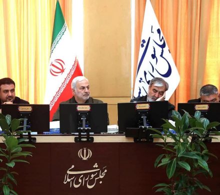 نشست کمیسیون امنیت ملی و سیاست خارجی با موضوع بررسی اقدام متقابل مجلس شورای اسلامی در برابر مصوبه پارلمان اروپا