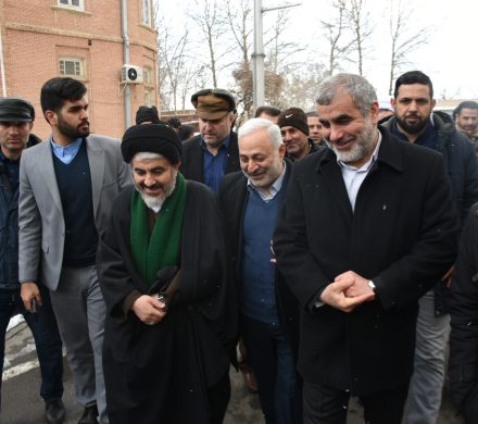 همه با هم زیر یک پرچم