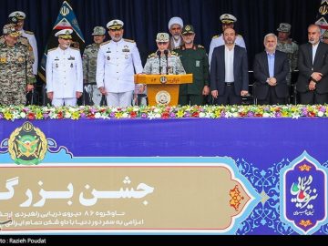 حضور در مراسم استقبال از ناوگروه ٨۶ نیروی دریایی ارتش جمهوری اسلامی ایران