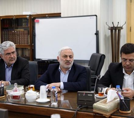 نشست اعضای مجمع نمایندگان شمالغرب