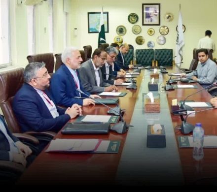 دیدار با “سید نوید قمر” وزیر بازرگانی و رئیس گروه دوستی پارلمانی ایران و پاکستان در مجلس ملی