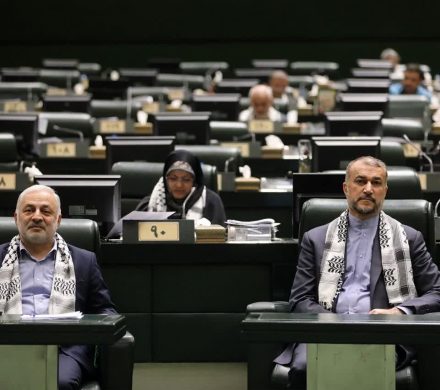 نشست فراکسیون انقلاب اسلامی با حضور وزیر امور خارجه با موضوع بررسی تحولات فلسطین