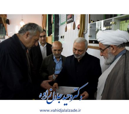 حضور در جمع صمیمی نمازگزاران مسجد قاسمیه